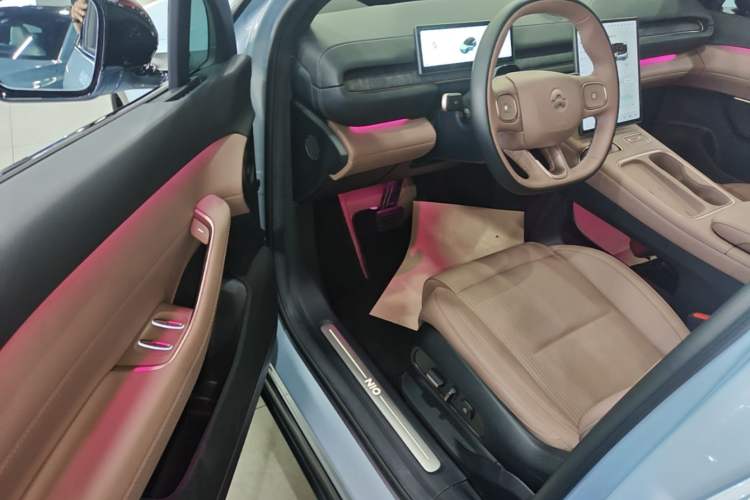 Used Nio ES6 2024 75 kWh Driver Seat