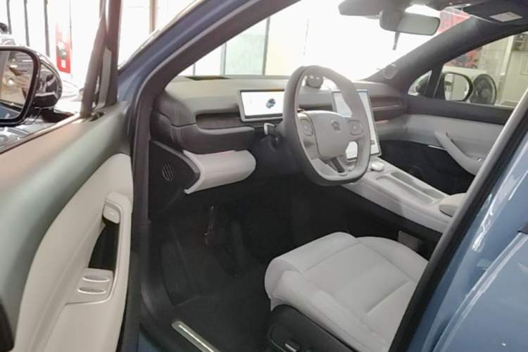 Used Nio ES6 2024 75 kWh Driver Seat