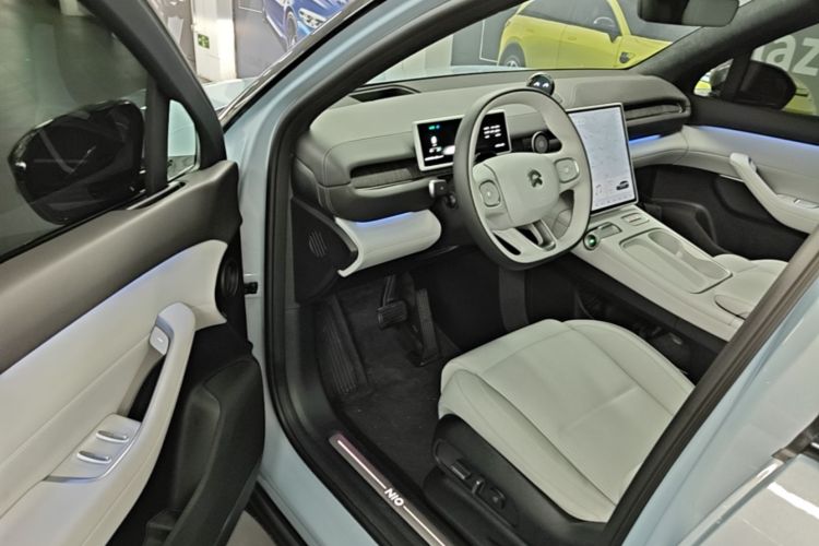 Used Nio ES6 2024 75 kWh Driver Seat