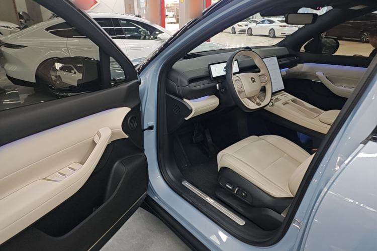 Used Nio ES6 2024 75 kWh Driver Seat