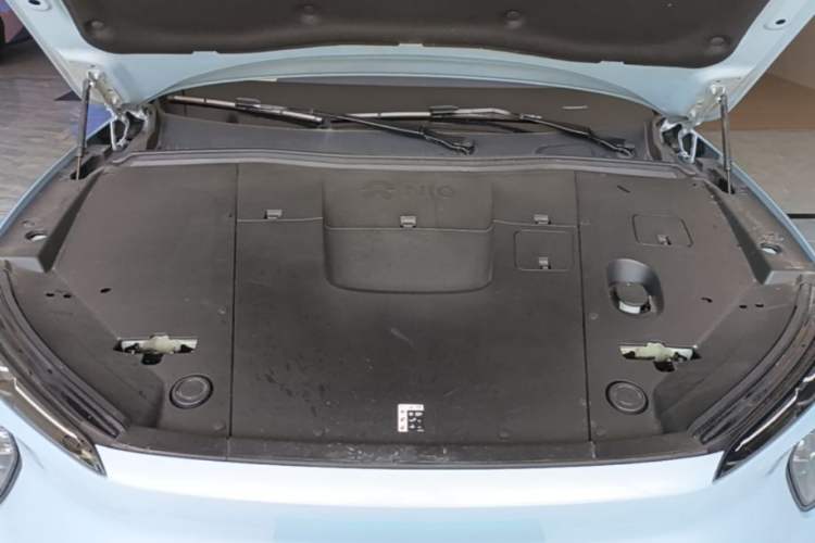 Used Nio ES6 2024 75 kWh Engine Bay