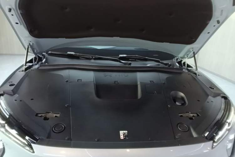 Used Nio ES6 2024 75 kWh Engine Bay