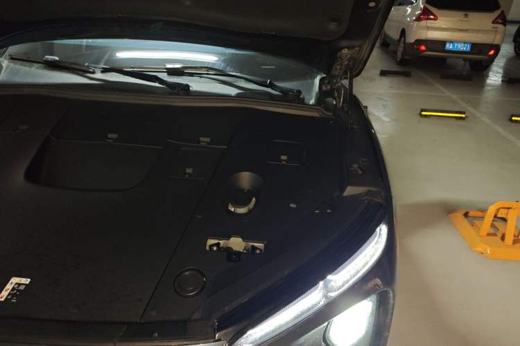 Used Nio ES6 2024 75 kWh Engine Bay Left