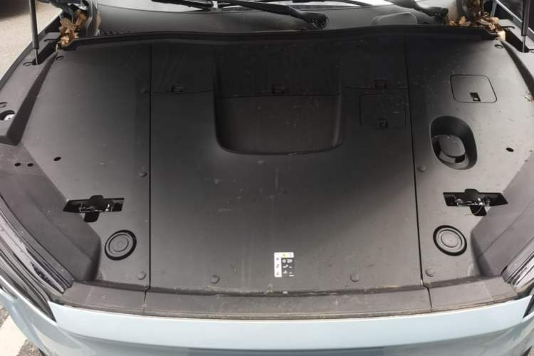 Used Nio ES6 2024 75 kWh Engine Bay