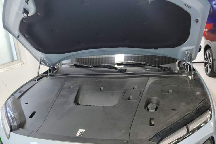 Used Nio ES6 2024 75 kWh Engine Bay