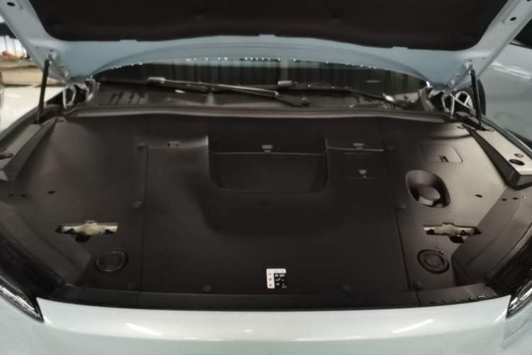 Used Nio ES6 2024 75 kWh Engine Bay