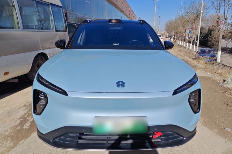 Used Nio ES6 2024 75 kWh Exterior 1