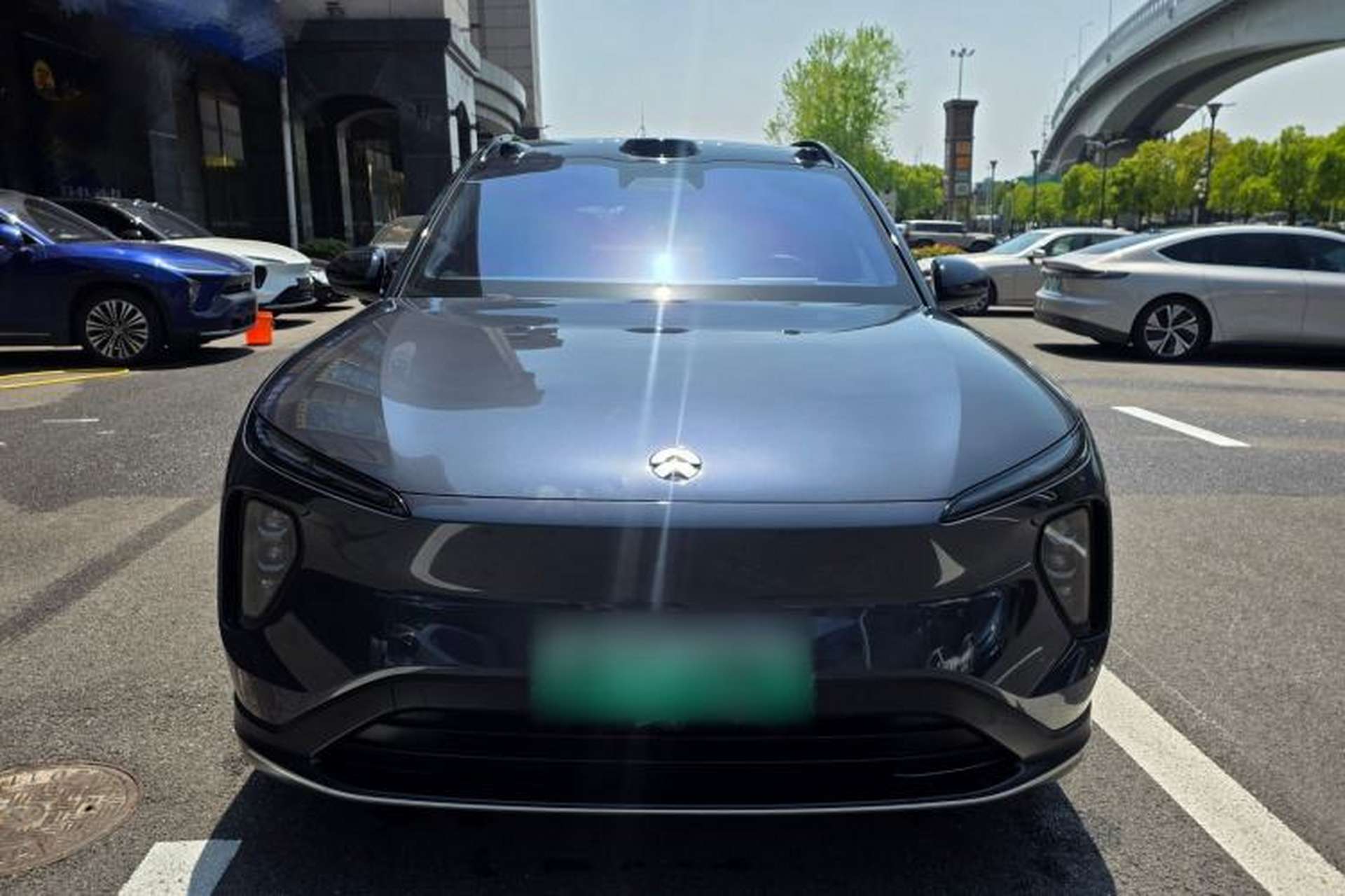 Used Nio ES6 2024 75 kWh Exterior 2