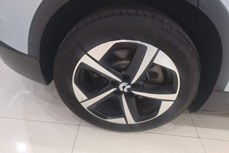 Used Nio ES6 2024 75 kWh Exterior 3