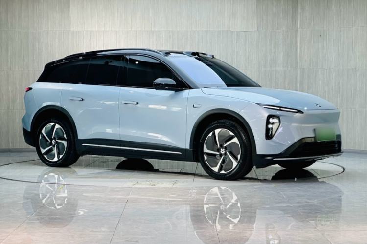 Used Nio ES6 2024 75 kWh Exterior 3