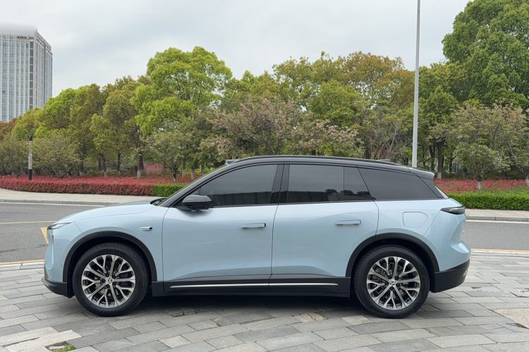 Used Nio ES6 2024 75 kWh Exterior 4