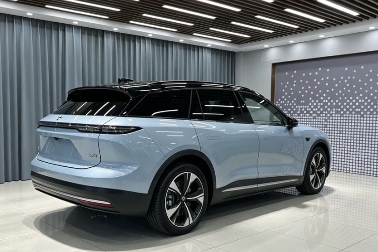 Used Nio ES6 2024 75 kWh Exterior 4