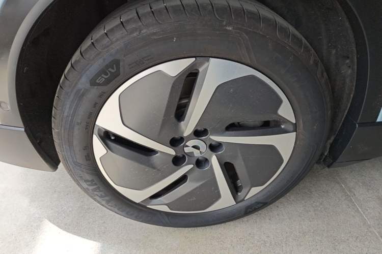 Used Nio ES6 2024 75 kWh Exterior 5