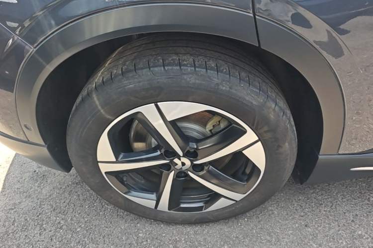 Used Nio ES6 2024 75 kWh Exterior 5