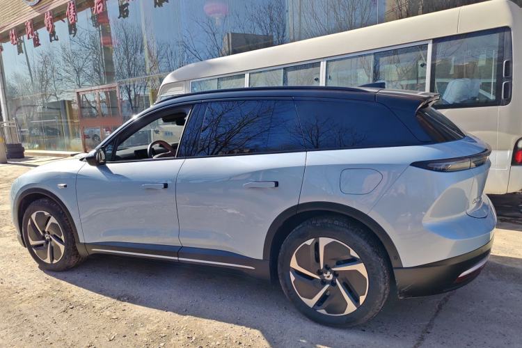Used Nio ES6 2024 75 kWh Exterior 5