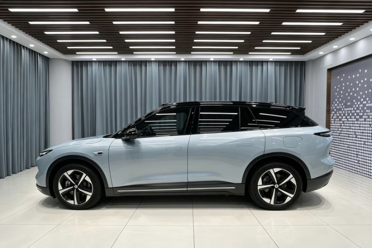 Used Nio ES6 2024 75 kWh Exterior 6