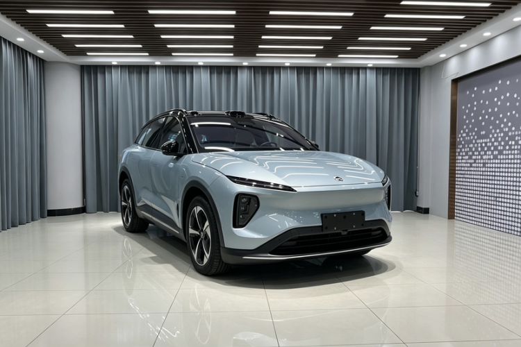 Used Nio ES6 2024 75 kWh Exterior 8