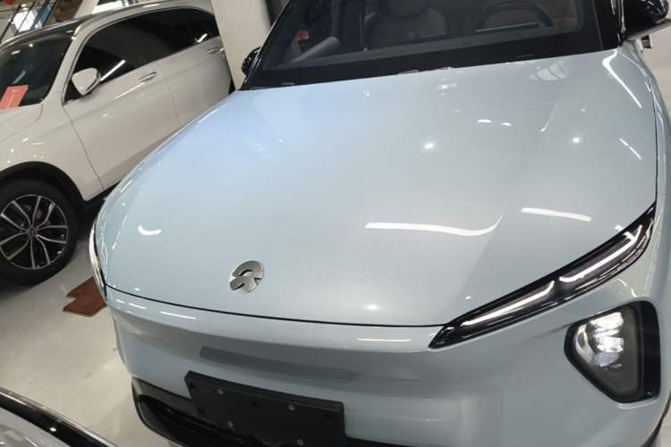 Used Nio ES6 2024 75 kWh Front