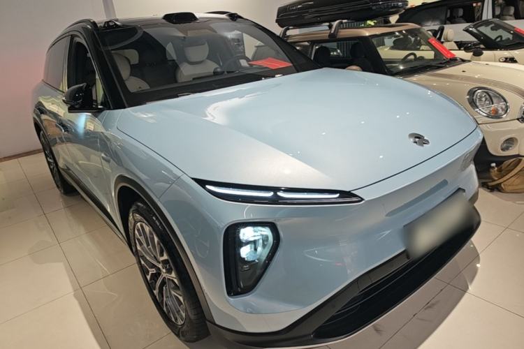 Used Nio ES6 2024 75 kWh Front Right 45 Deg