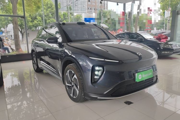 Used Nio ES6 2024 75 kWh Front Right 45 Deg