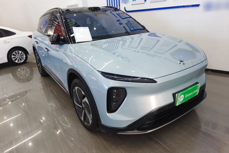 Used Nio ES6 2024 75 kWh Front Right 45 Deg