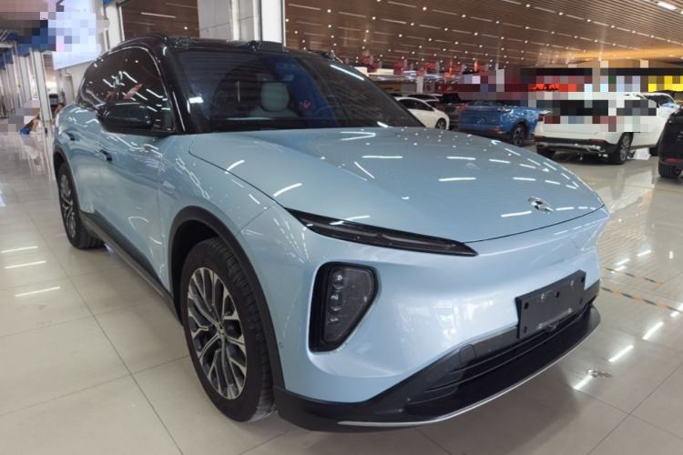 Used Nio ES6 2024 75 kWh Front Right 45 Deg