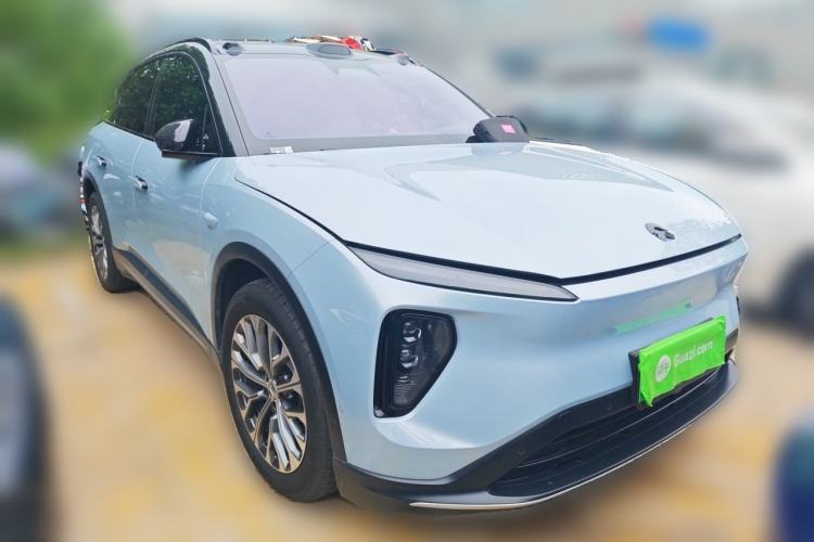 Used Nio ES6 2024 75 kWh Front Right 45 Deg