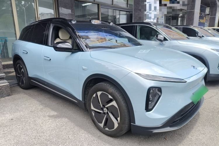 Used Nio ES6 2024 75 kWh Front Right 45 Deg