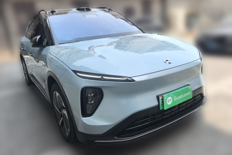 Used Nio ES6 2024 75 kWh Front Right 45 Deg