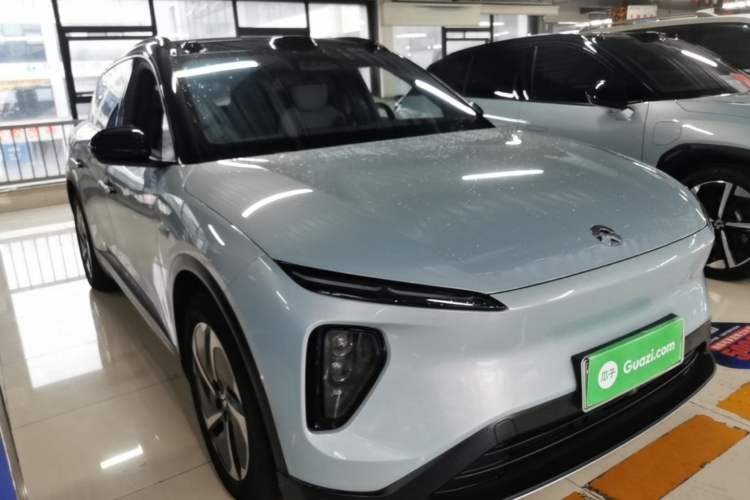 Used Nio ES6 2024 75 kWh Front Right 45 Deg