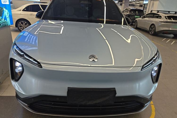 Used Nio ES6 2024 75 kWh Front