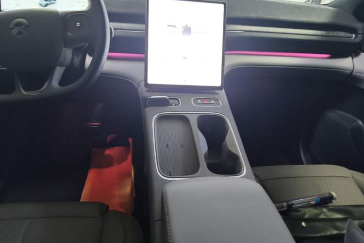 Used Nio ES6 2024 75 kWh Gear Lever