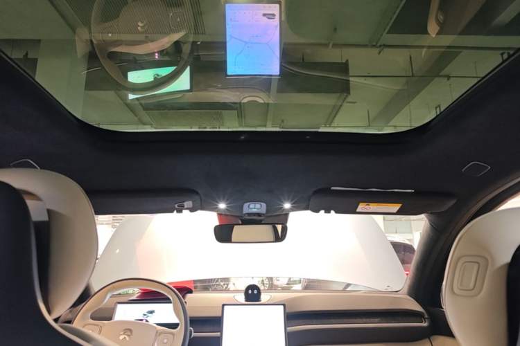 Used Nio ES6 2024 75 kWh Headliner