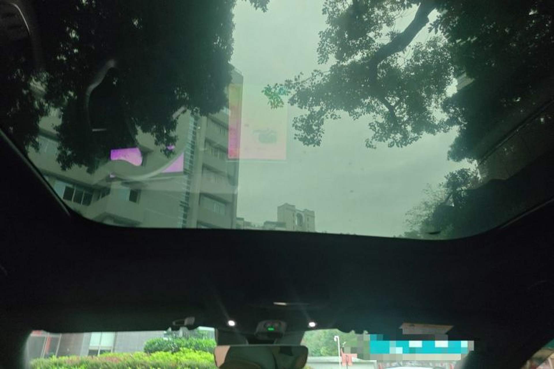 Used Nio ES6 2024 75 kWh Headliner