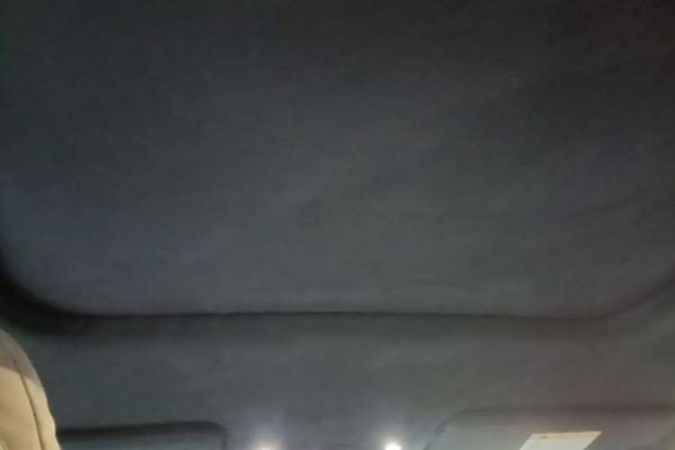 Used Nio ES6 2024 75 kWh Headliner
