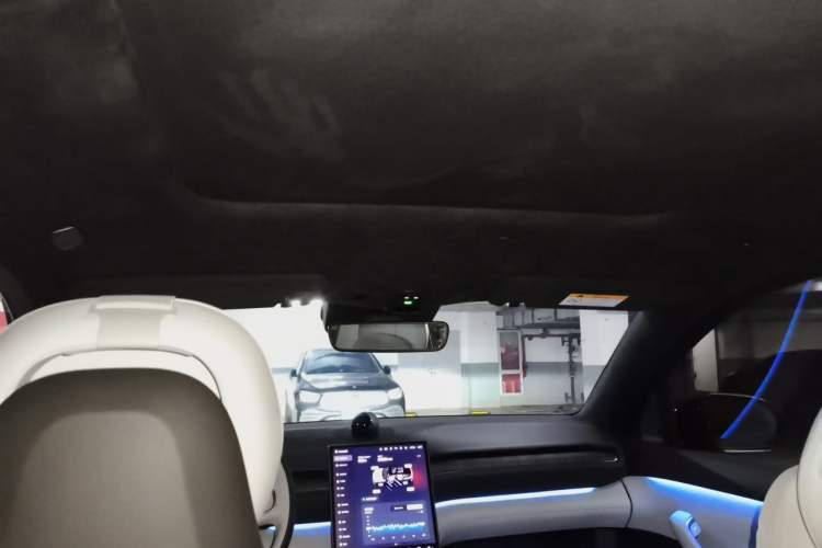 Used Nio ES6 2024 75 kWh Headliner