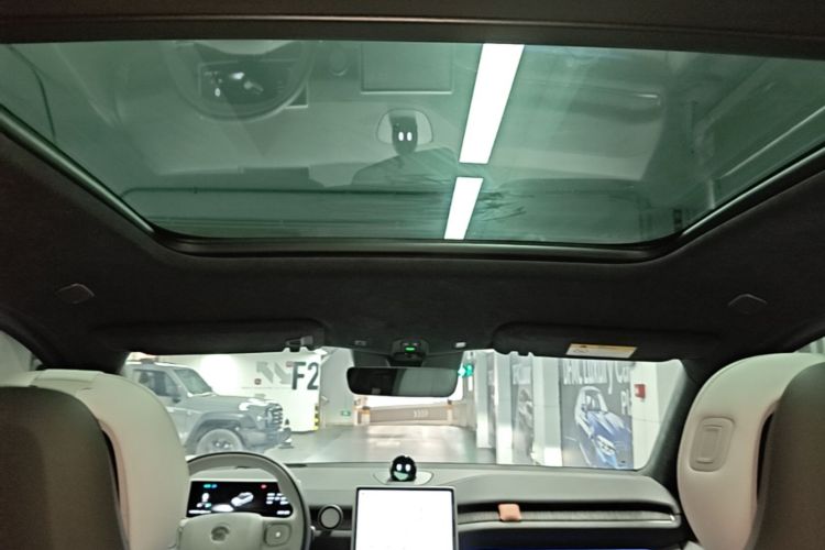 Used Nio ES6 2024 75 kWh Headliner
