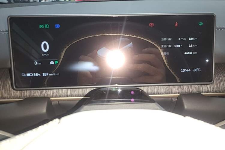 Used Nio ES6 2024 75 kWh Instrument Cluster