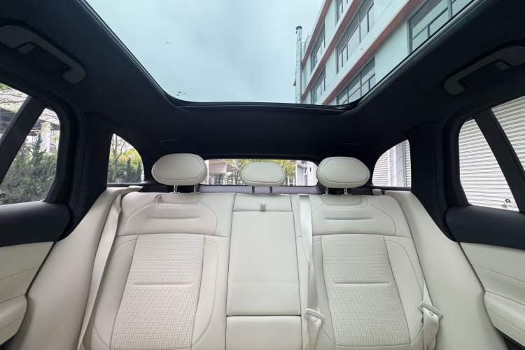 Used Nio ES6 2024 75 kWh Interior 10