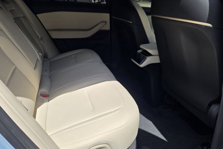Used Nio ES6 2024 75 kWh Interior 4