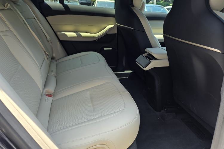 Used Nio ES6 2024 75 kWh Interior 4