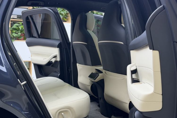 Used Nio ES6 2024 75 kWh Interior 6