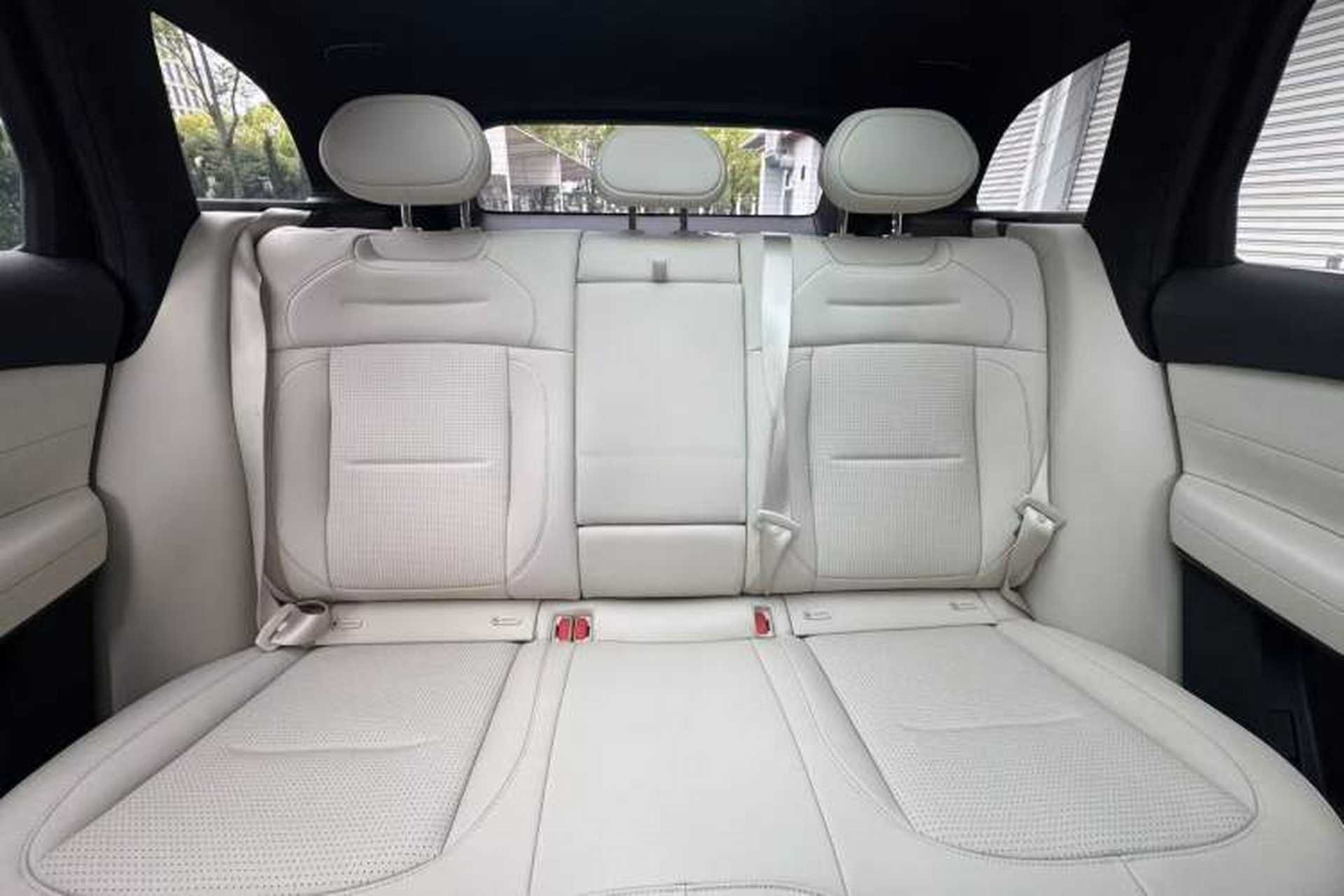Used Nio ES6 2024 75 kWh Interior 9