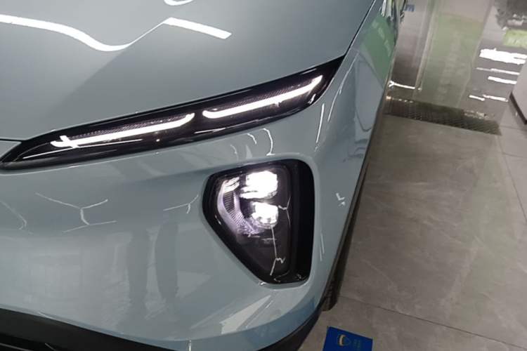 Used Nio ES6 2024 75 kWh Left Front Headlight