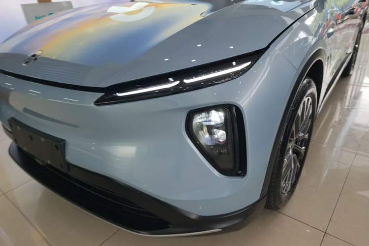 Used Nio ES6 2024 75 kWh Left Front Headlight