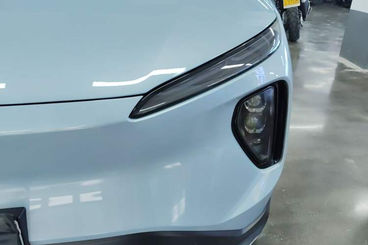 Used Nio ES6 2024 75 kWh Left Front Headlight