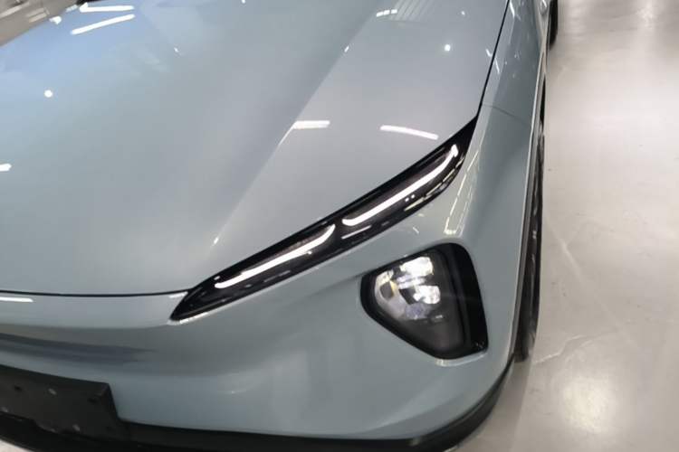 Used Nio ES6 2024 75 kWh Left Front Headlight
