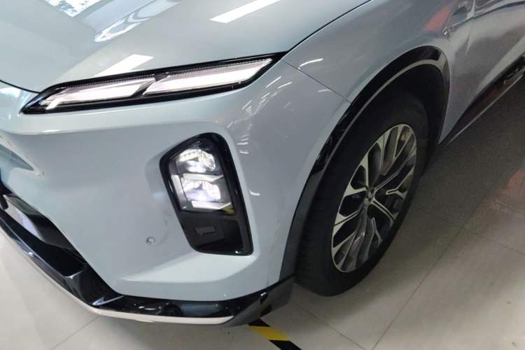 Used Nio ES6 2024 75 kWh Left Front Headlight