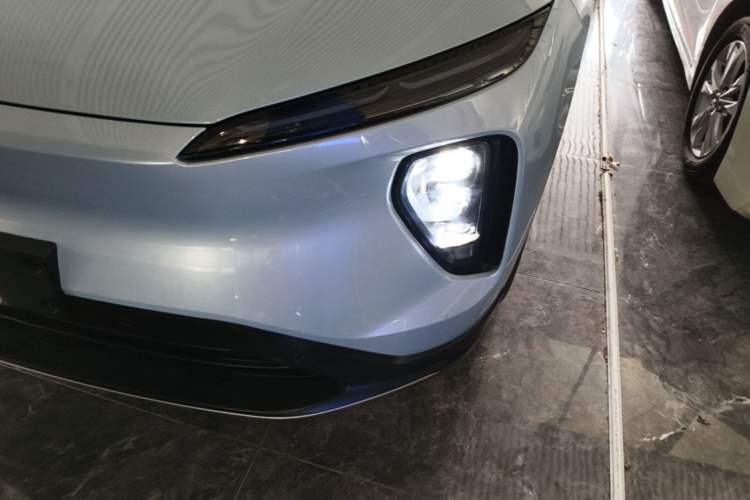 Used Nio ES6 2024 75 kWh Left Front Headlight