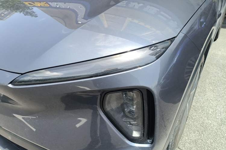 Used Nio ES6 2024 75 kWh Left Front Headlight